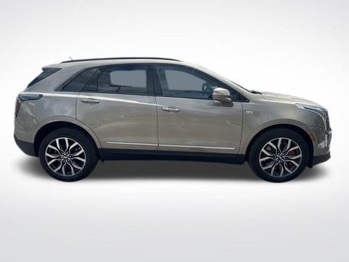 2023 Cadillac XT5 Sport