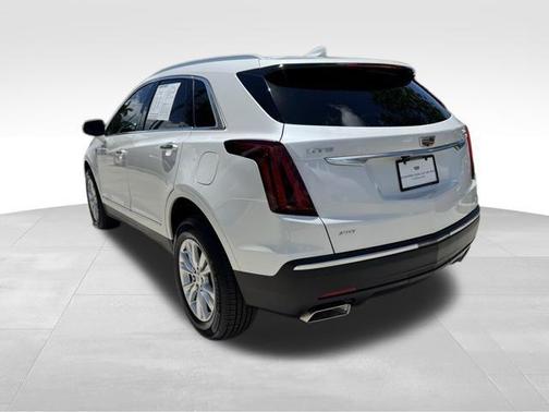 2022 Cadillac XT5 Luxury