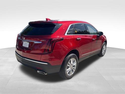 2025 Cadillac XT5 Luxury