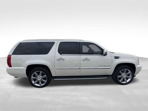 2013 Cadillac Escalade ESV Luxury