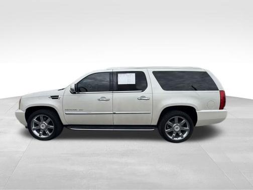 2013 Cadillac Escalade ESV Luxury