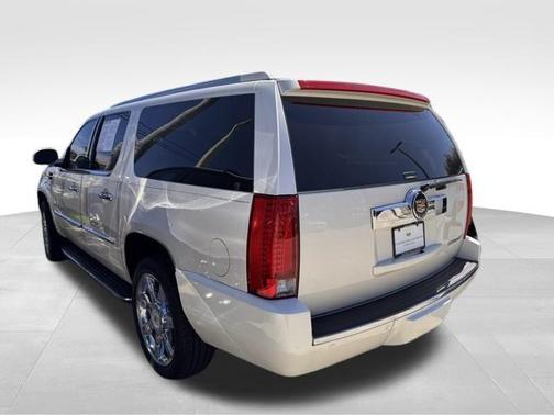 2013 Cadillac Escalade ESV Luxury