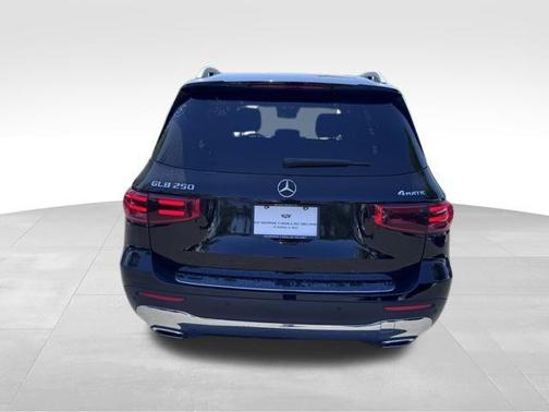 2024 Mercedes-Benz GLB 250 4MATIC