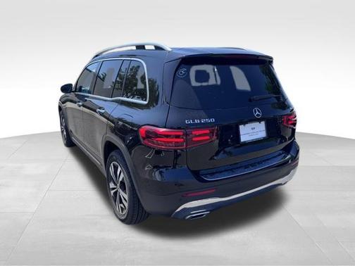 2024 Mercedes-Benz GLB 250 4MATIC