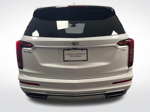 2025 Cadillac XT6 Premium Luxury FWD