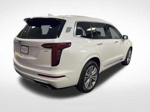 2025 Cadillac XT6 Premium Luxury FWD