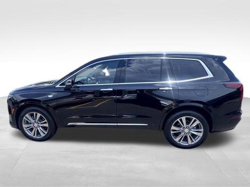 2025 Cadillac XT6 Premium Luxury FWD