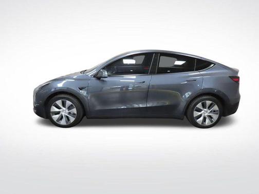 Midnight Silver Metallic 2023 Tesla Model Y Long Range Dual Motor All-Wheel Drive