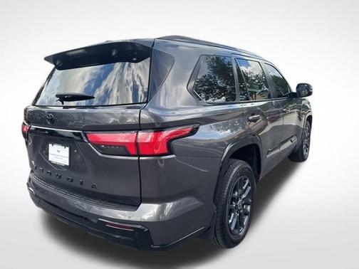 2024 Toyota Sequoia Platinum