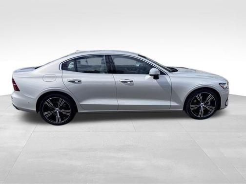 2020 Volvo S60 T5