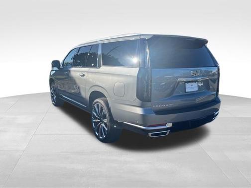 2026 Cadillac Escalade ESV Luxury
