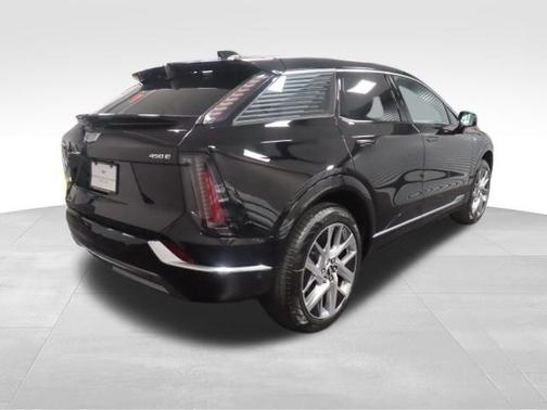 2026 Cadillac OPTIQ Luxury