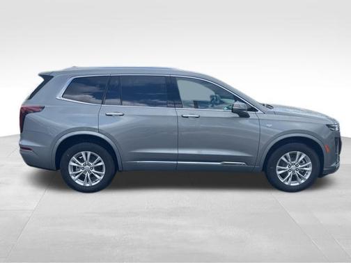 2025 Cadillac XT6 Luxury FWD