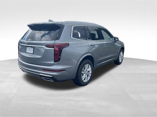 2025 Cadillac XT6 Luxury FWD