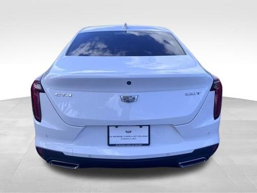 2022 Cadillac CT4 Luxury