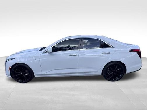 2022 Cadillac CT4 Luxury