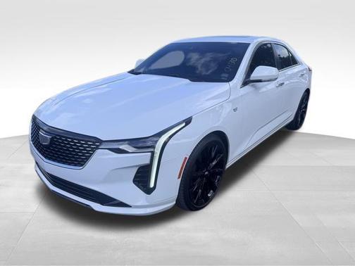 2022 Cadillac CT4 Luxury