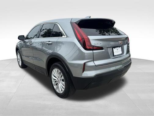 2024 Cadillac XT4 Luxury