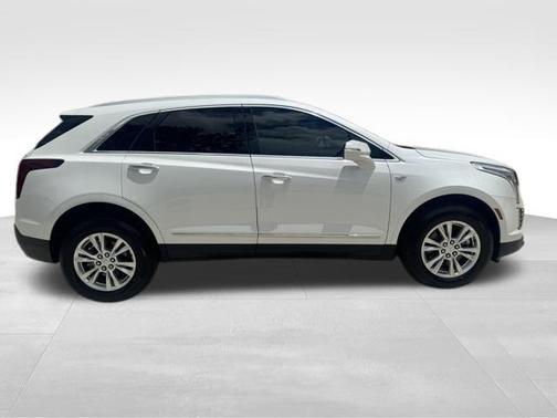 2022 Cadillac XT5 Luxury