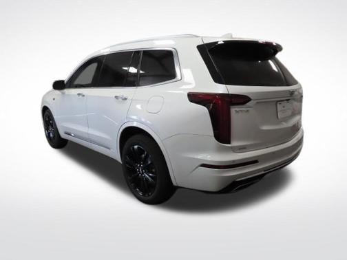 2023 Cadillac XT6 Premium Luxury AWD