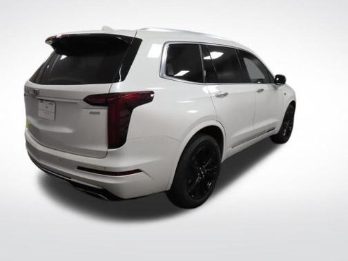 2023 Cadillac XT6 Premium Luxury AWD