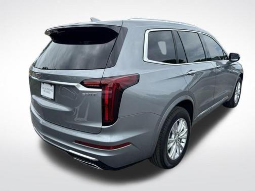 2024 Cadillac XT6 Luxury FWD
