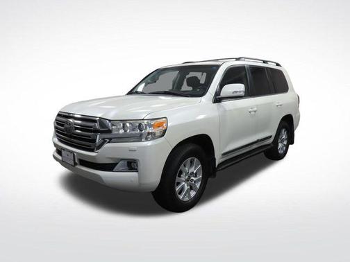 2016 Toyota Land Cruiser Base