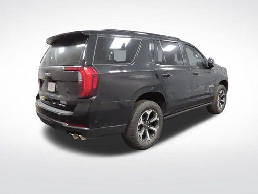 Onyx Black 2025 GMC Yukon 4WD AT4
