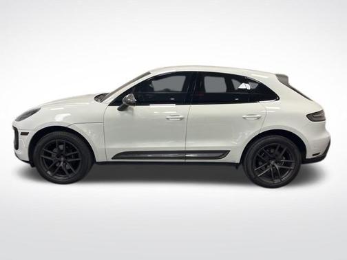 2023 Porsche Macan T