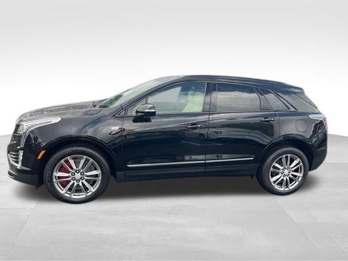 2025 Cadillac XT5 Sport