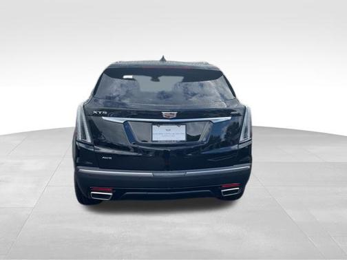 2025 Cadillac XT5 Sport