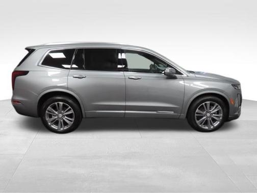 2025 Cadillac XT6 Premium Luxury FWD