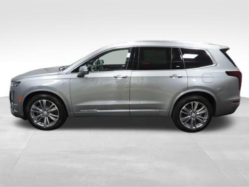 2025 Cadillac XT6 Premium Luxury FWD