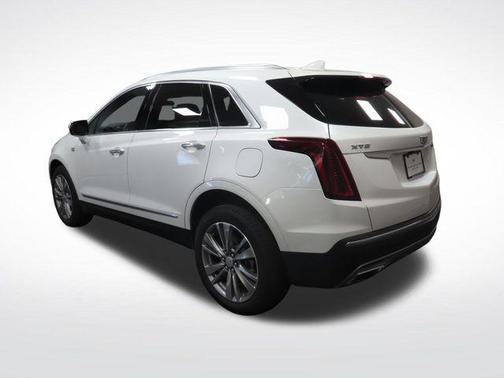 Crystal White Tricoat 2023 Cadillac XT5 Premium Luxury