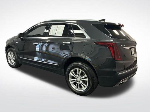 Manhattan Noir Metallic 2020 Cadillac XT5 Premium Luxury