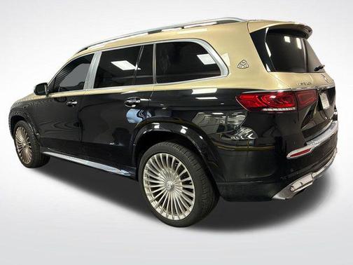 Obisidian Black/Kalahari Gold 2022 Mercedes-Benz Maybach GLS 600 4MATIC