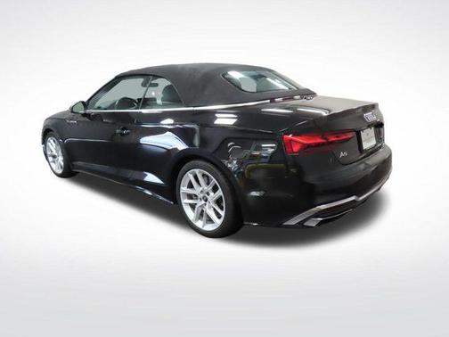 Mythos Black Metallic/Black Roof 2023 Audi A5 45 S line Premium Plus