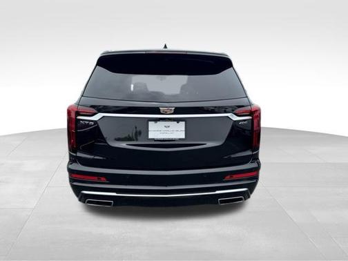 2021 Cadillac XT6 Premium Luxury FWD