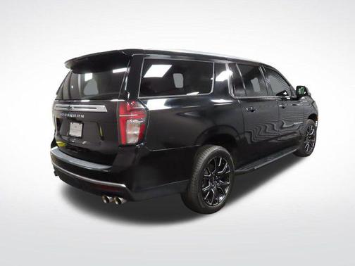 Black 2023 Chevrolet Suburban 2WD High Country