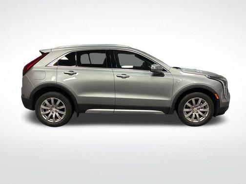Argent Silver Metallic 2023 Cadillac XT4 Premium Luxury