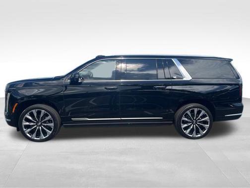2026 Cadillac Escalade ESV Luxury