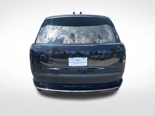 2025 Land Rover Range Rover P530 SE