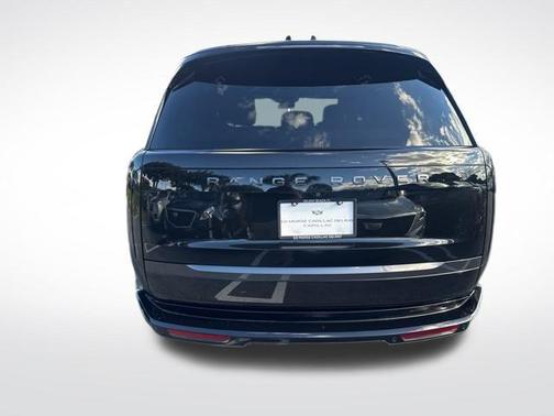 2025 Land Rover Range Rover P530 SE