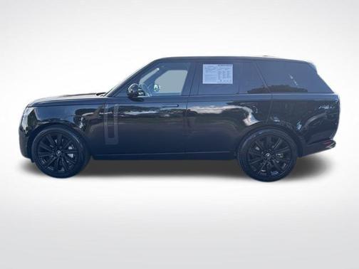 2025 Land Rover Range Rover P530 SE