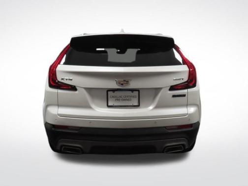 2022 Cadillac XT4 Premium Luxury