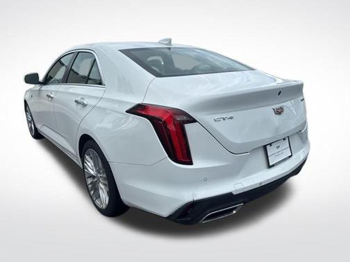 2022 Cadillac CT4 Premium Luxury