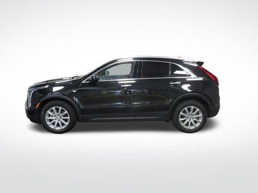 Stellar Black Metallic 2023 Cadillac XT4 Luxury