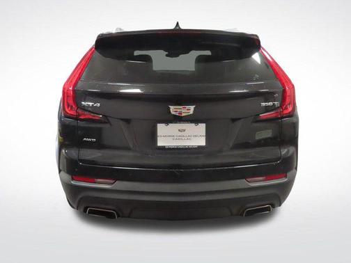 Stellar Black Metallic 2023 Cadillac XT4 Luxury