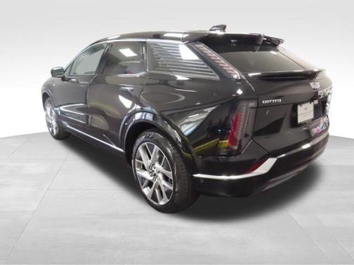 2026 Cadillac OPTIQ Luxury