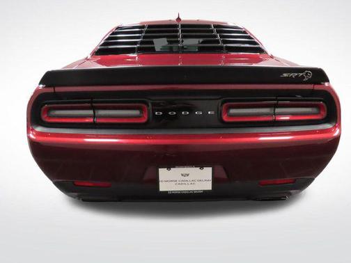 Octane Red Pearlcoat 2022 Dodge Challenger SRT Hellcat